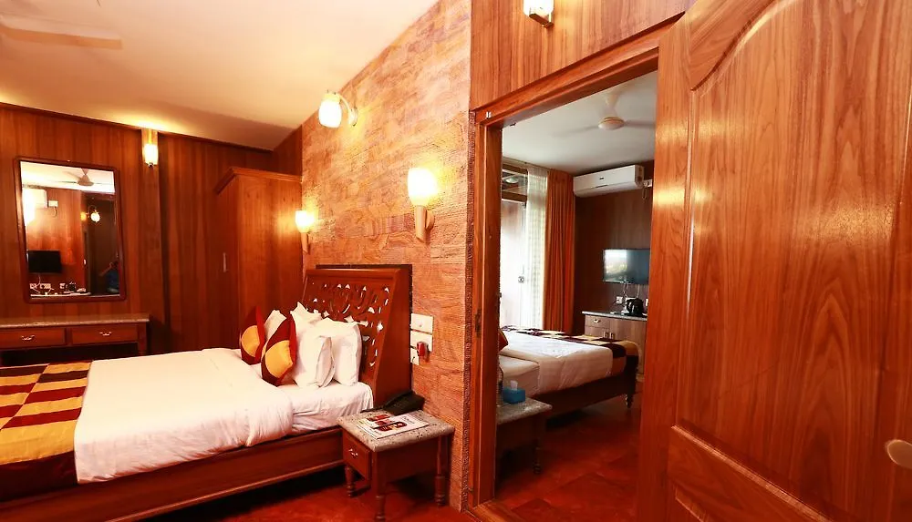 Kondai Lip Backwater Heritage Resort Kochi 4*,  India